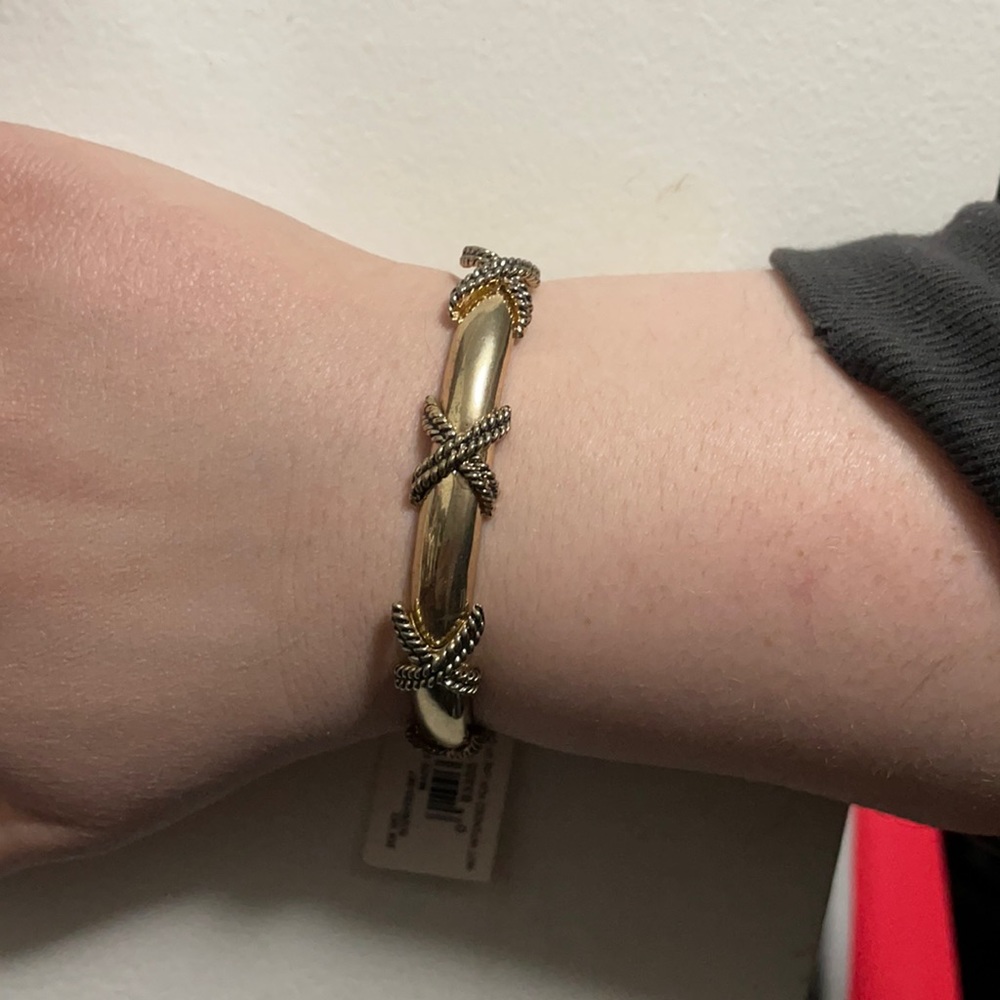 NWT bracelet
